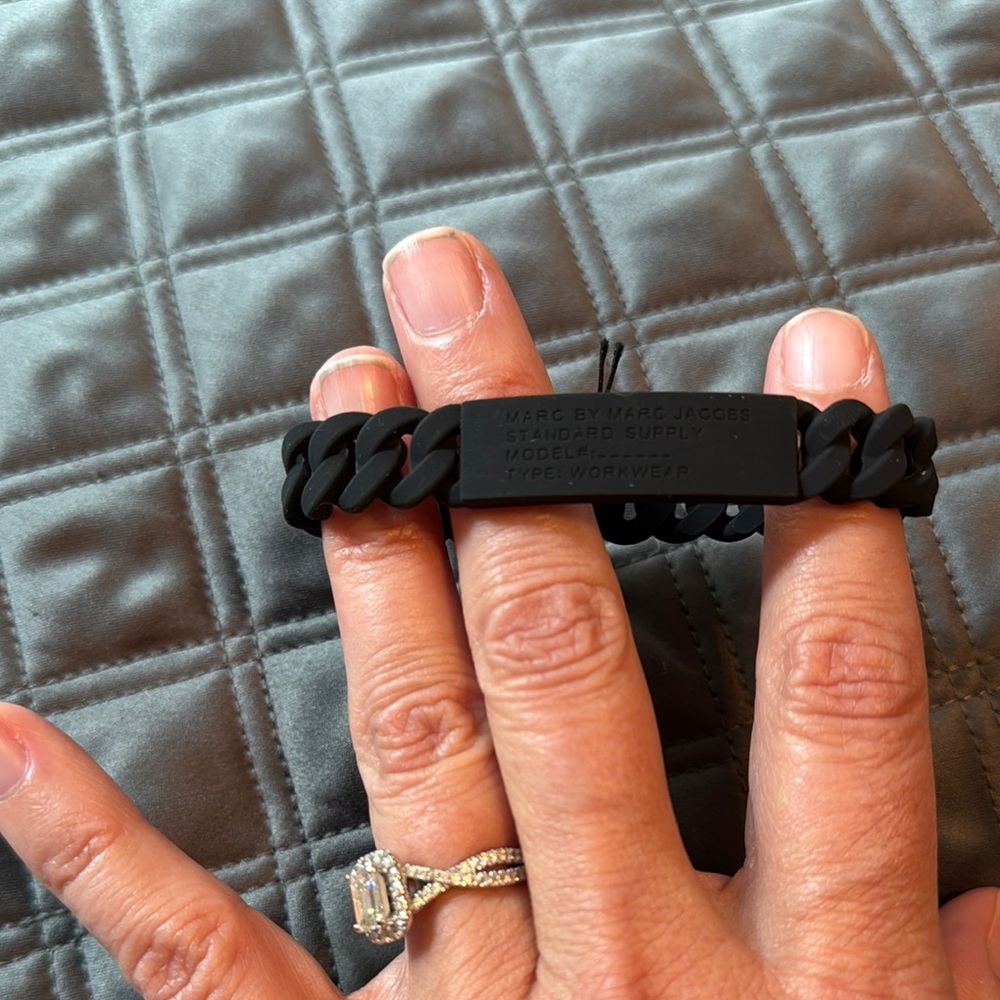 Marc By Marc Jacobs Black Twisted Jewelry Bracelet